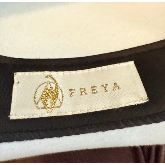 Freya Robin Hat in Powdered Blue size S/M $294 - Picture 9 of 12